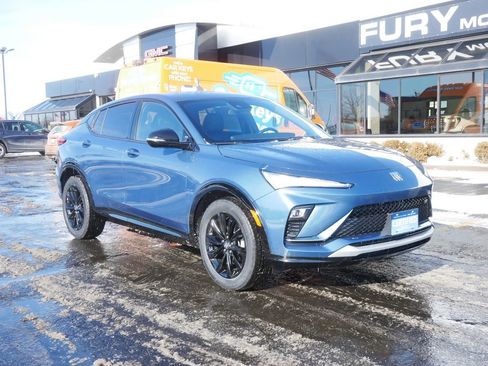 Certified 2024 Buick Envista Sport Touring w/ Convenience I Package image 2