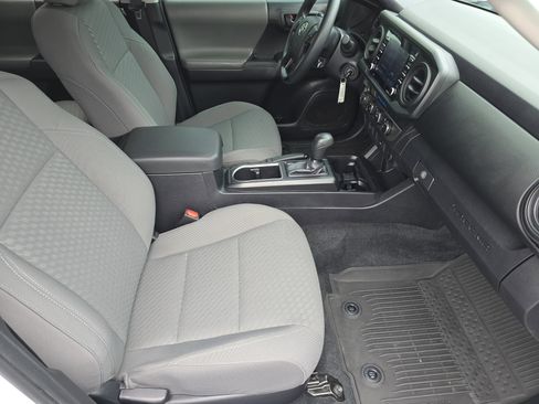 Used 2023 Toyota Tacoma SR image 23