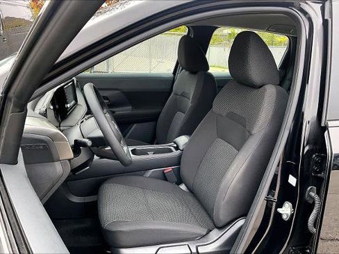 Certified 2025 Nissan Kicks S image 8