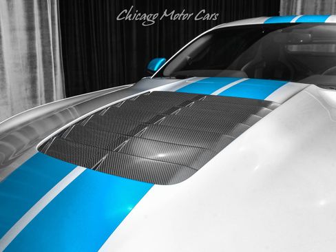 Used 2020 Ford Mustang Shelby GT500 w/ Carbon Fiber Track Pack image 30