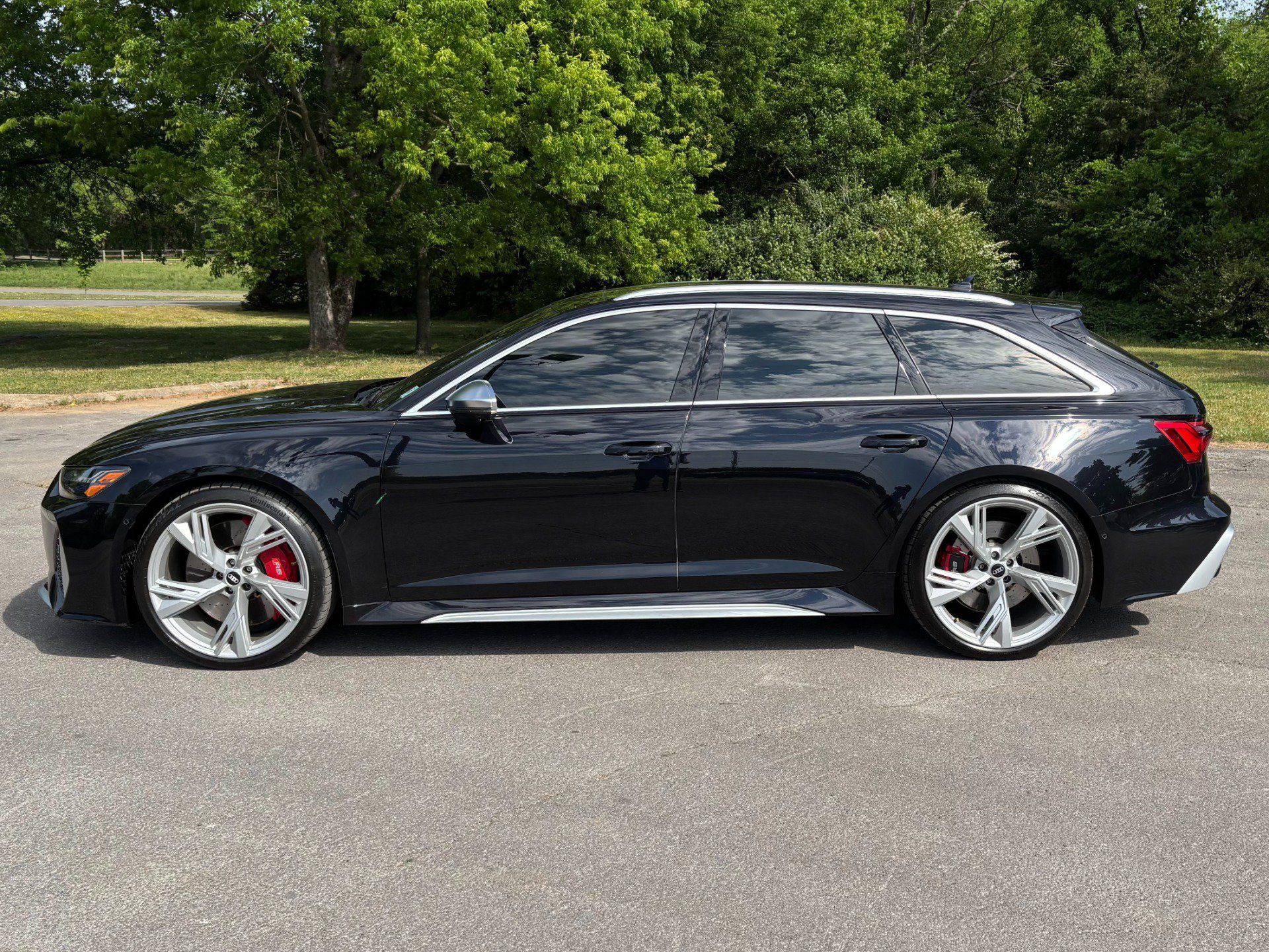 Used 2021 Audi RS 6 AWD/4WD image 7