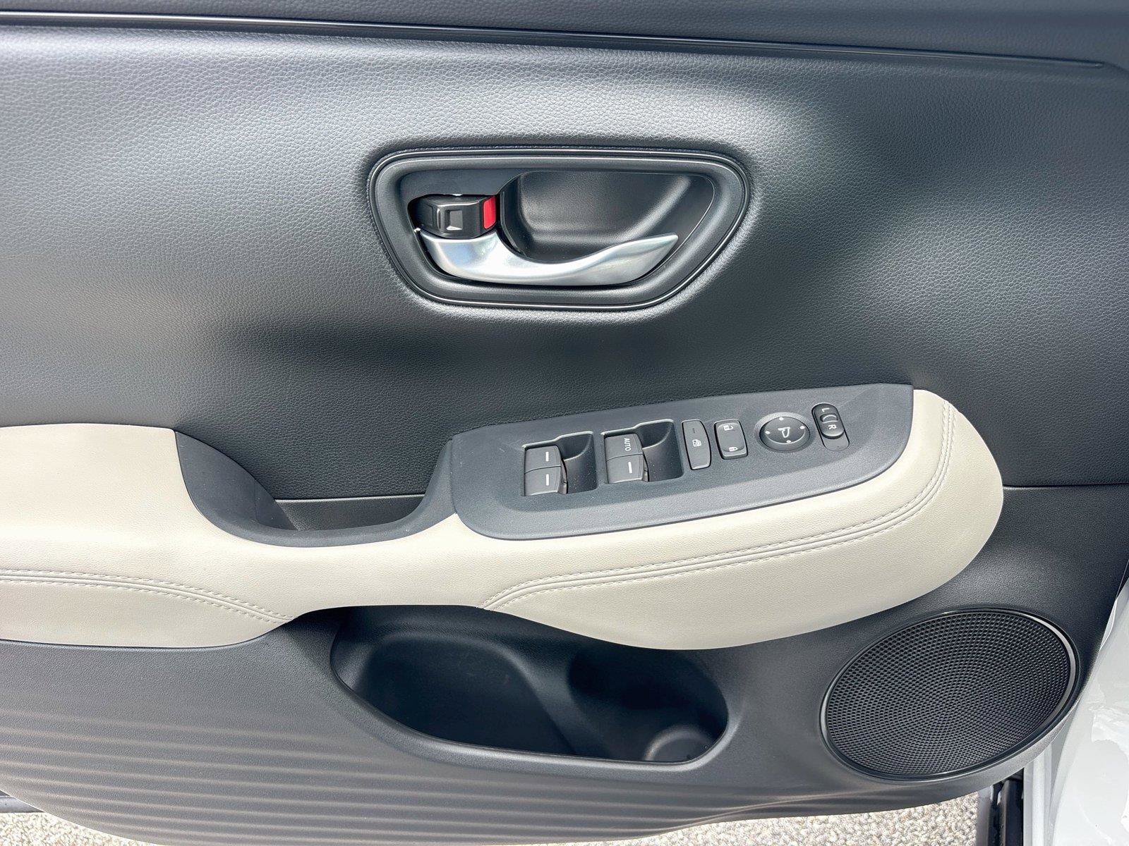 Certified 2026 Honda HR-V LX image 20