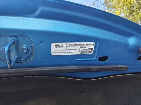 Used 2023 Dodge Charger SXT w/ Blacktop Package image 16