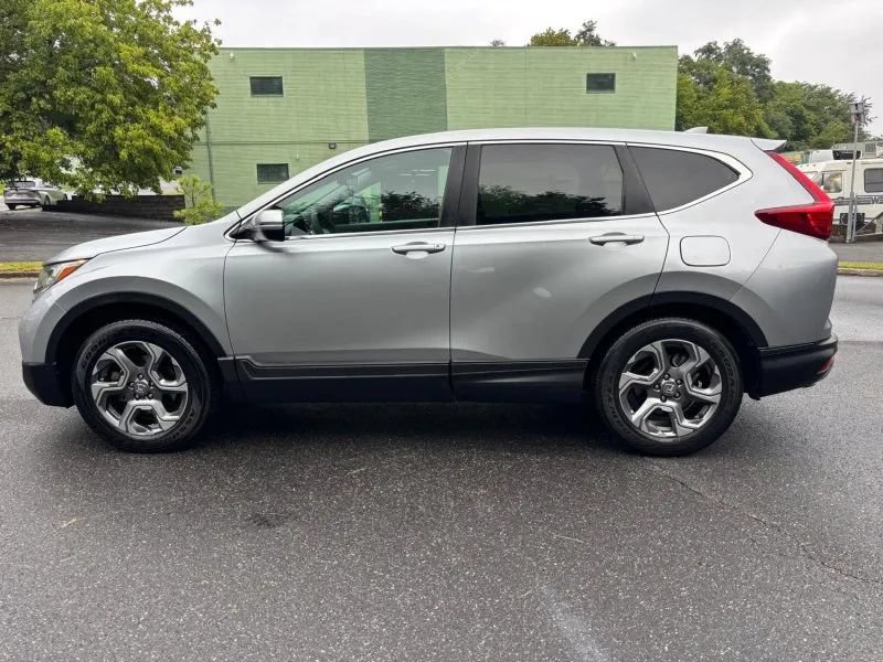 Used 2017 Honda CR-V EX image 2