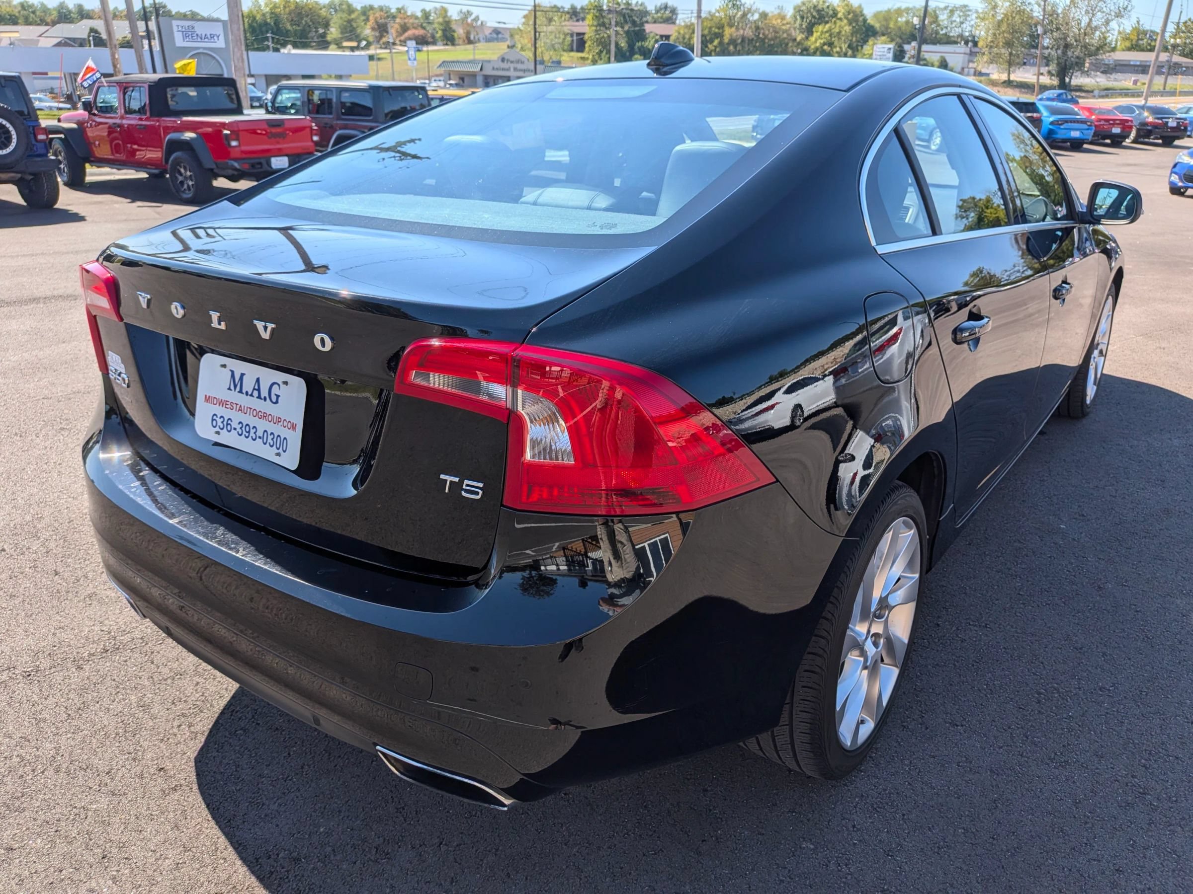 Used 2015 Volvo S60 T5 Platinum FWD image 5