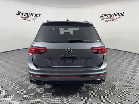 Used 2023 Volkswagen Tiguan SE R-Line FWD image 8