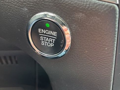 Used 2024 Ford Edge Titanium w/ Class II Trailer Tow Package image 24