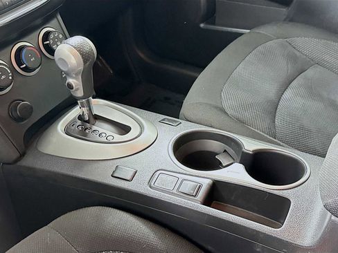 Used 2015 Nissan Rogue S w/ Convenience Package FWD image 15