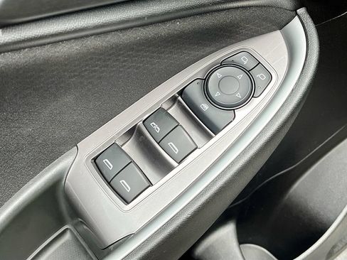 Used 2024 Chevrolet Malibu LT FWD image 17