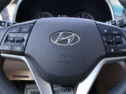 Used 2020 Hyundai Tucson Ultimate w/ Cargo Package AWD/4WD image 19