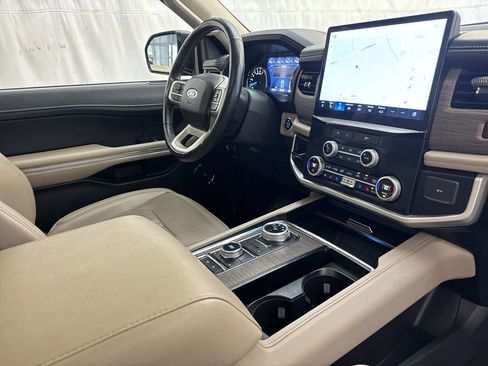 Used 2024 Ford Expedition Max Limited AWD/4WD image 26