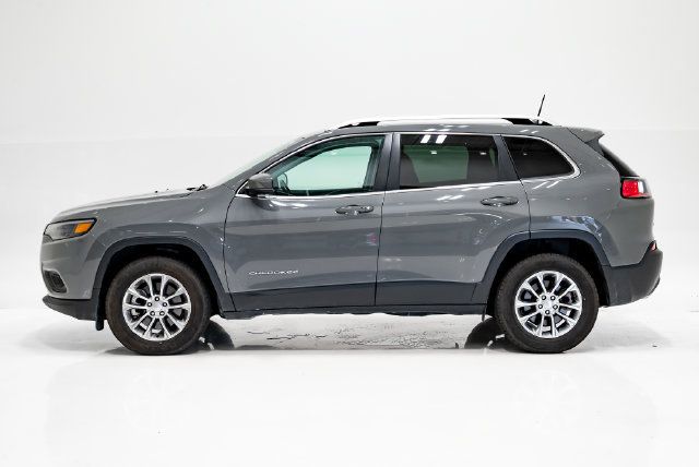 Used 2021 Jeep Cherokee Latitude Lux w/ Comfort/Convenience Group AWD/4WD image 33