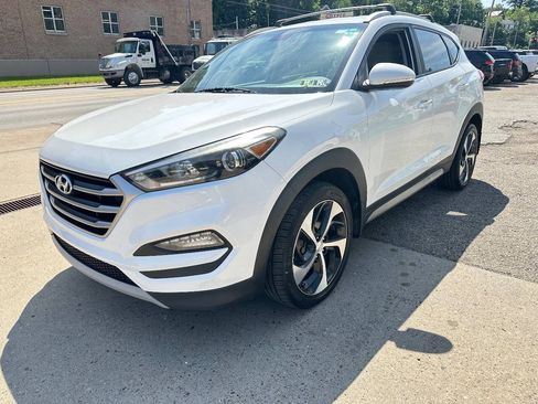 Used 2017 Hyundai Tucson Sport AWD/4WD image 3