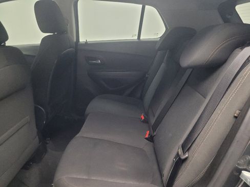 Used 2019 Chevrolet Trax LS FWD image 18