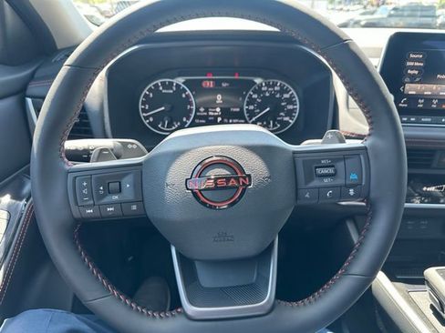 New 2026 Nissan Rogue SV AWD/4WD image 18