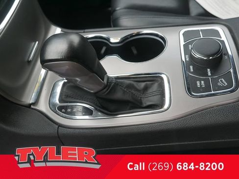 Used 2021 Jeep Grand Cherokee Limited AWD/4WD image 37