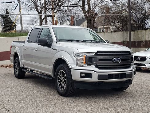 Used 2018 Ford F150 XLT w/ Equipment Group 302A Luxury image 3
