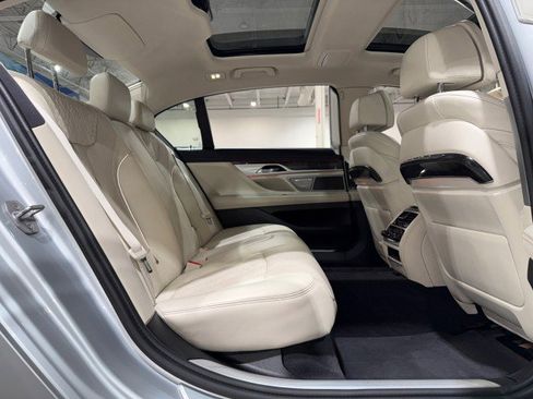 Used 2016 BMW 750i xDrive image 59