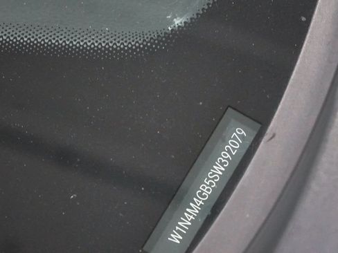 Certified 2025 Mercedes-Benz GLB 250 image 27