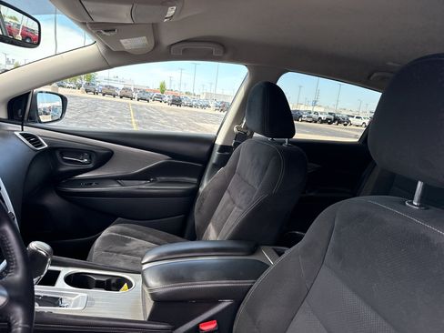 Used 2018 Nissan Murano SV AWD/4WD image 26