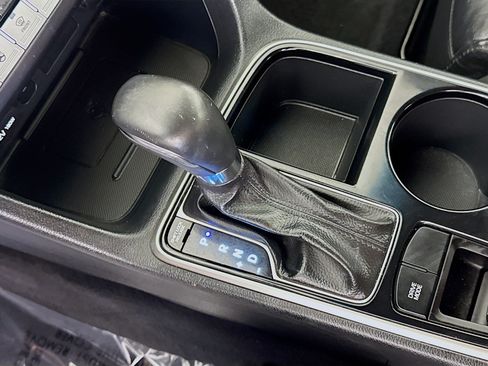 Used 2019 Hyundai Sonata Sport w/ Tech Package 03 FWD image 20