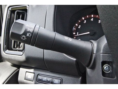 Certified 2025 Nissan Frontier PRO-4X AWD/4WD image 21