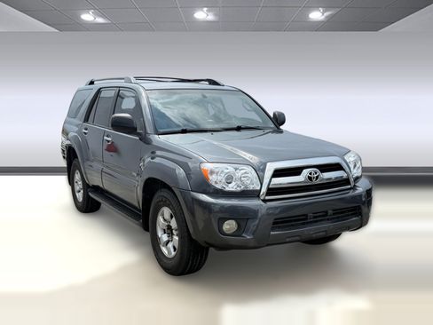 Used 2007 Toyota 4Runner SR5 RWD image 6
