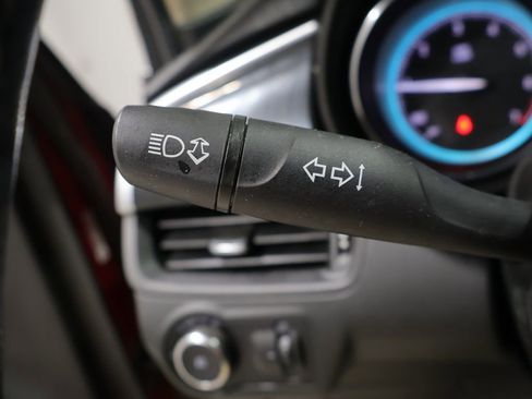 Used 2017 Buick Envision Essence image 35