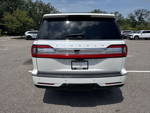 Used 2018 Lincoln Navigator Reserve w/ Technology Package AWD/4WD image 13