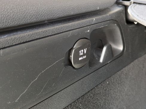 Used 2019 Mercedes-Benz GLC 300 image 15