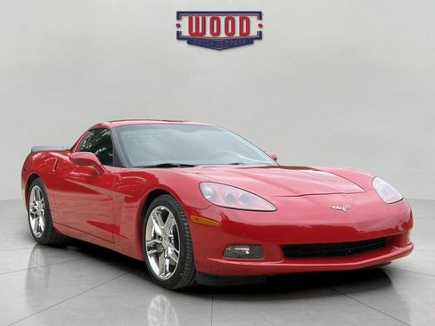 Used 2007 Chevrolet Corvette Coupe w/ Preferred Equipment Group RWD image 1
