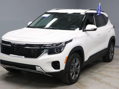 Used 2024 Kia Seltos S image 6