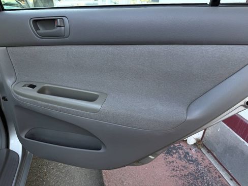 Used 2003 Toyota Camry LE FWD image 20