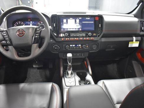 New 2026 Nissan Frontier PRO-4X w/ Pro Premium Package AWD/4WD image 13