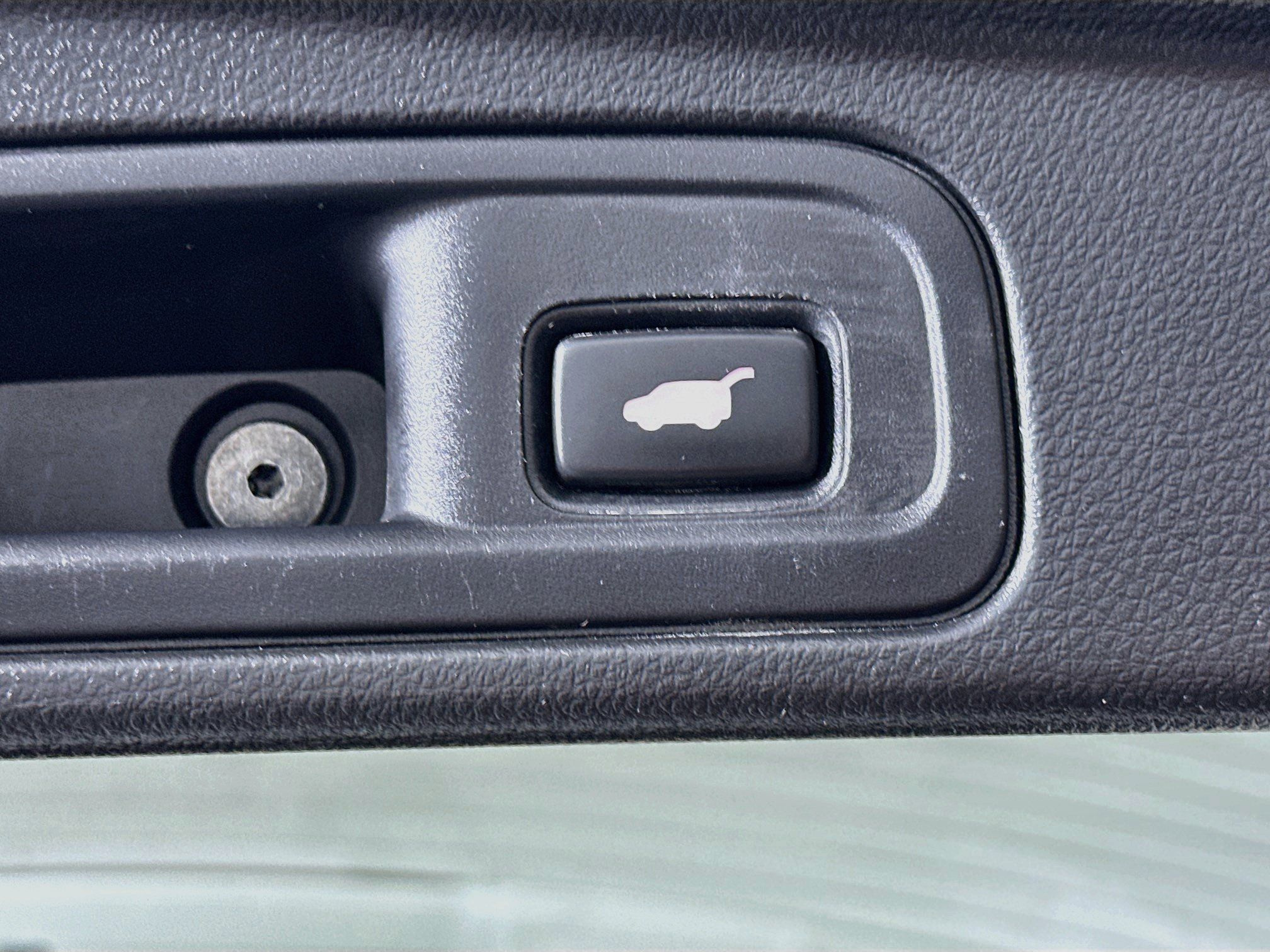 Used 2019 Honda Pilot Touring image 28