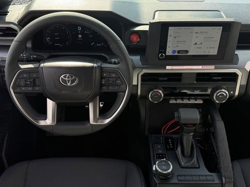 Used 2026 Toyota Tacoma TRD Sport AWD/4WD image 6
