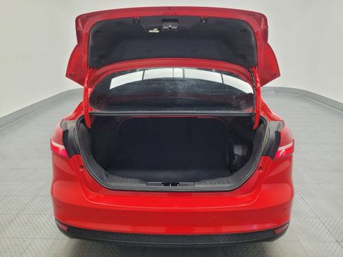 Used 2017 Ford Focus SEL FWD image 29