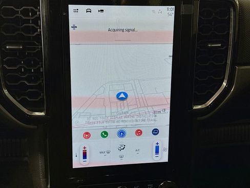 New 2025 Ford Ranger XLT w/ FX4 Off-Road Package image 13