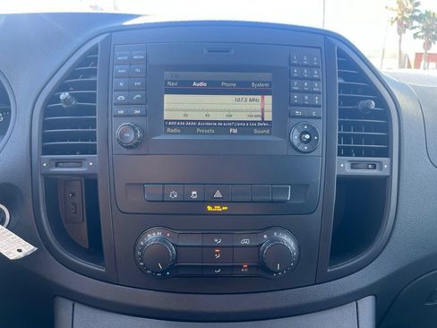 Used 2016 Mercedes-Benz Metris image 14