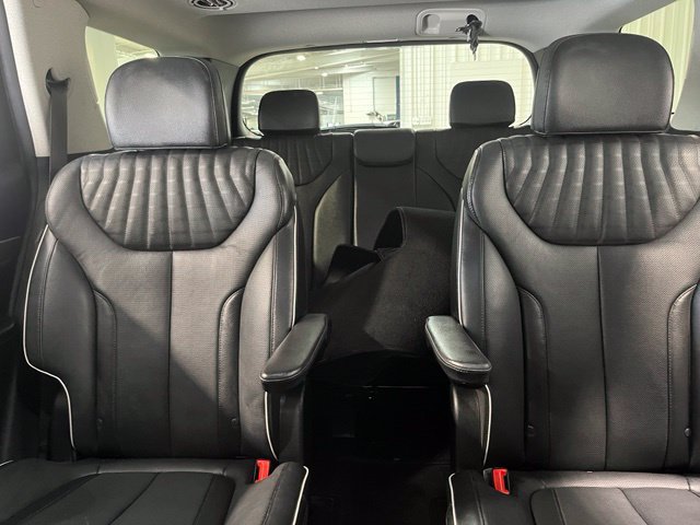 Used 2025 Hyundai Palisade Limited FWD image 22