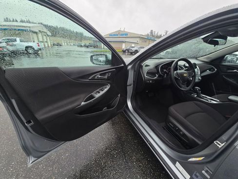 Used 2024 Chevrolet Malibu LT w/ Sport Edition image 15