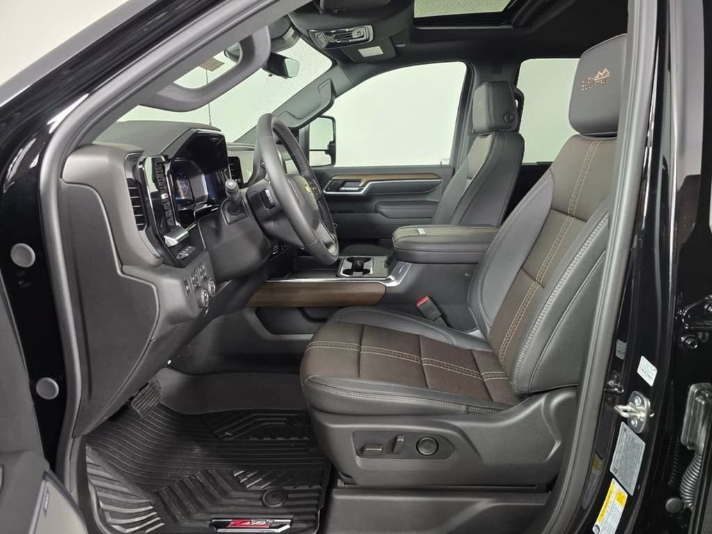 New 2026 Chevrolet Silverado 2500 High Country w/ High Country Premium Package AWD/4WD image 21