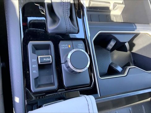 New 2026 Toyota Tundra Limited AWD/4WD image 20