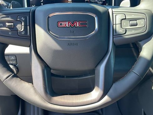 New 2026 GMC Sierra 1500 AT4 w/ AT4 Premium Package AWD/4WD image 22