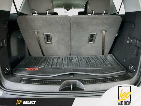 Used 2019 GMC Acadia SLE FWD image 27
