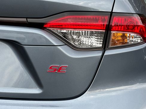 Used 2022 Toyota Corolla SE image 30