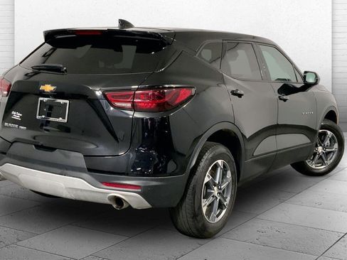 Used 2025 Chevrolet Blazer LT AWD/4WD image 13