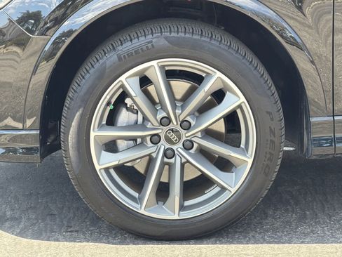 Used 2024 Audi Q3 2.0T Premium AWD/4WD image 26