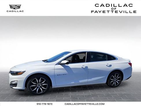Used 2020 Chevrolet Malibu RS FWD image 1