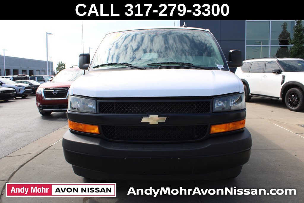 Used 2021 Chevrolet Express 2500 LS w/ Driver Convenience Package RWD image 2
